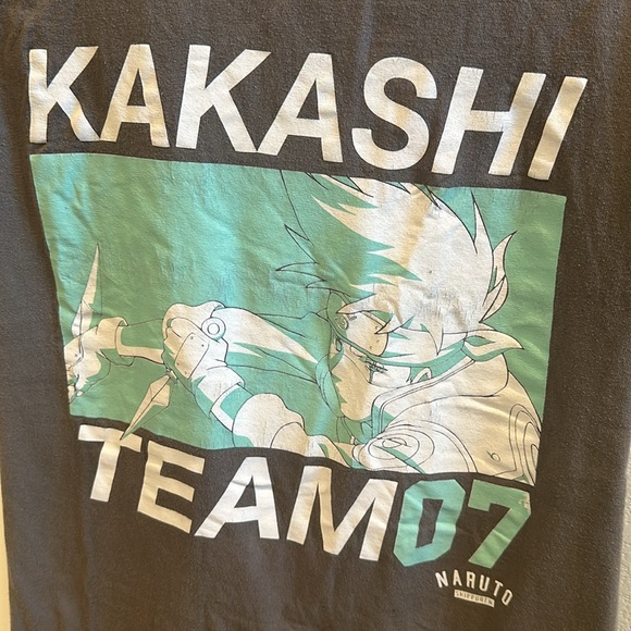 GUC Naruto Brand Size Small S Short Sleeve Graphic Tee T-Shirt Top Kakashi - Picture 5 of 7